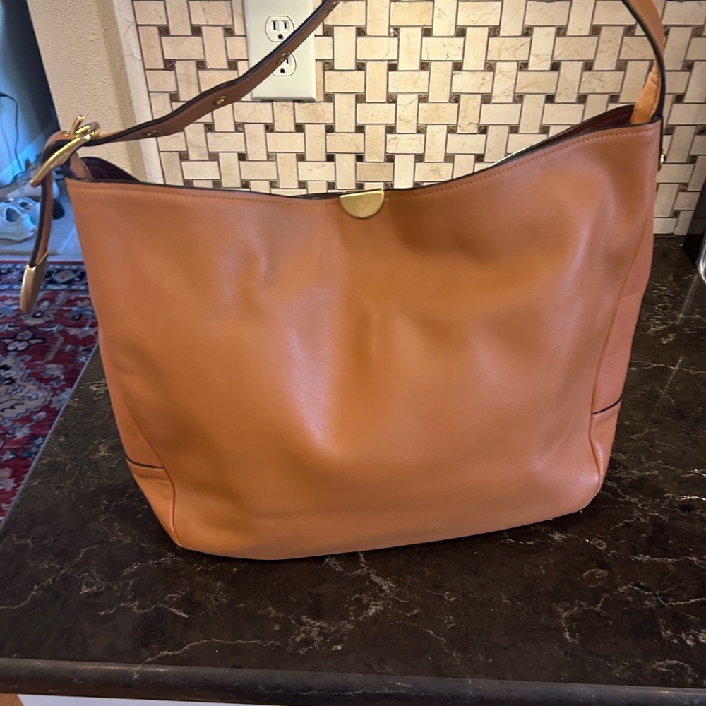 Coach Bedford 1941 collection shoulder bag in Saddle.